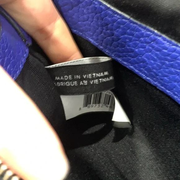 Like New Marc Jacobs Gotham City Crossbody Blue - Picture 11 of 16